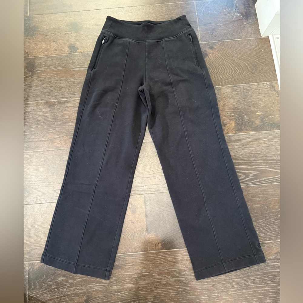 Athleta wide leg fleece pants. Size XS